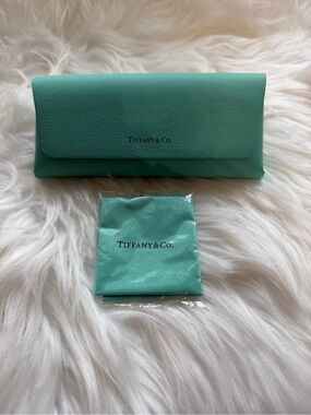 Tiffany & Co. Eyewear Case and Cloth - Tiffany Blue